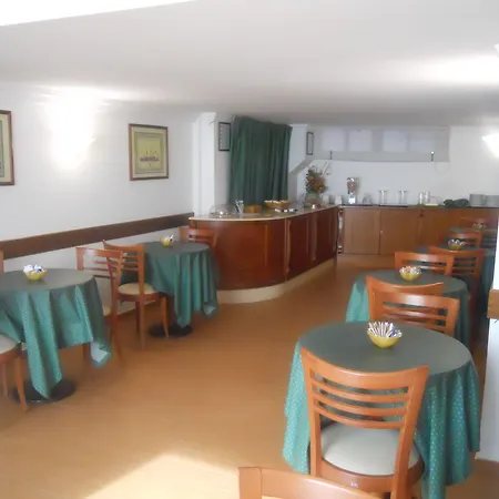 호텔 Traghetto 치비타베키아