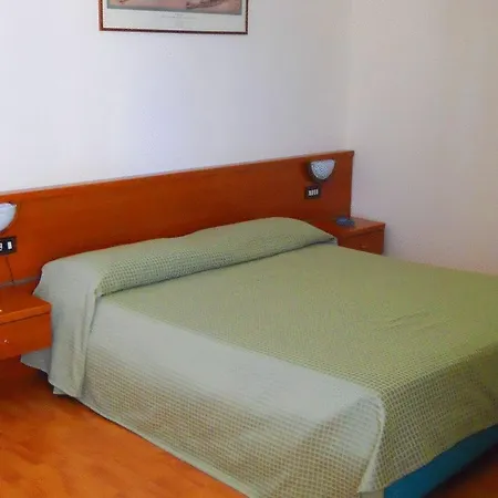 호텔 Traghetto 치비타베키아