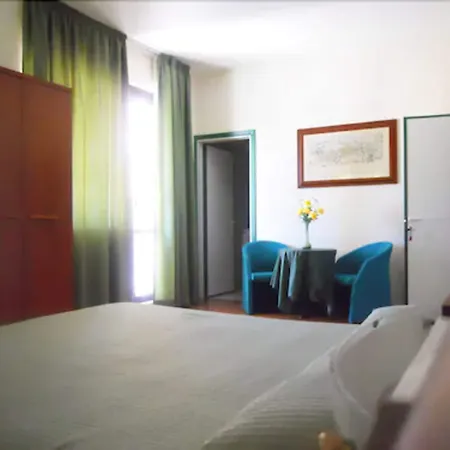 Traghetto 3* Civitavecchia