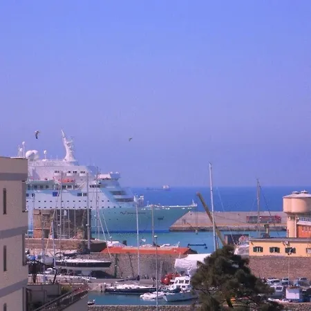 Traghetto Hotel