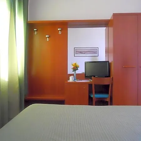 Traghetto Hotel Civitavecchia