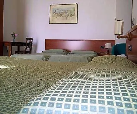 Traghetto 3*