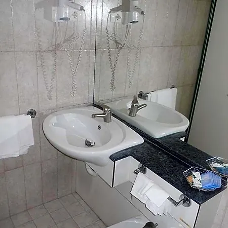 Traghetto Hotel