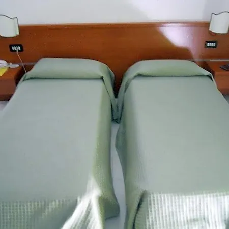 Hotel Traghetto 3*